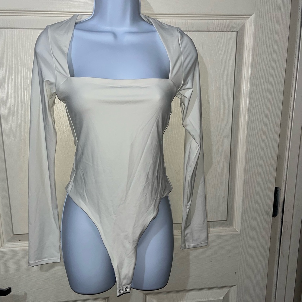 Qinsen Cream Long-sleeved Bodysuit